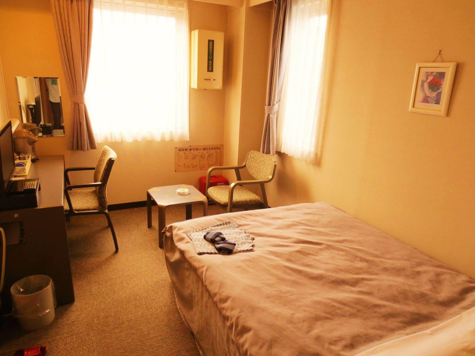 האקודאטה Hotel Heart Inn מראה חיצוני תמונה